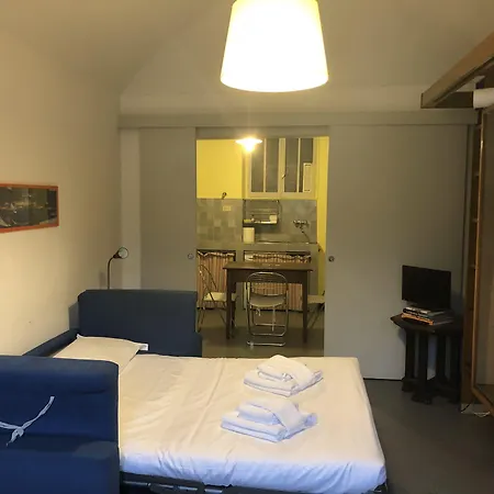 Gioia 11 Apartament