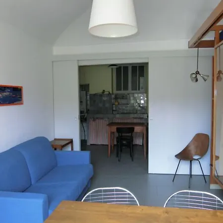 Gioia 11 Apartment